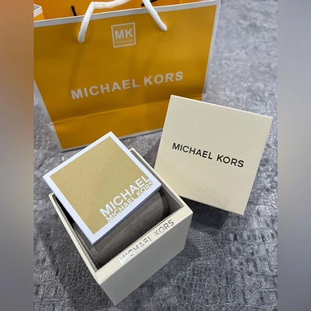 BNIB Michael Kors Rose Gold Watch with Deep Purple Face